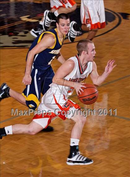Thumbnail 3 in Seymour vs. Morristown-Hamblen East photogallery.