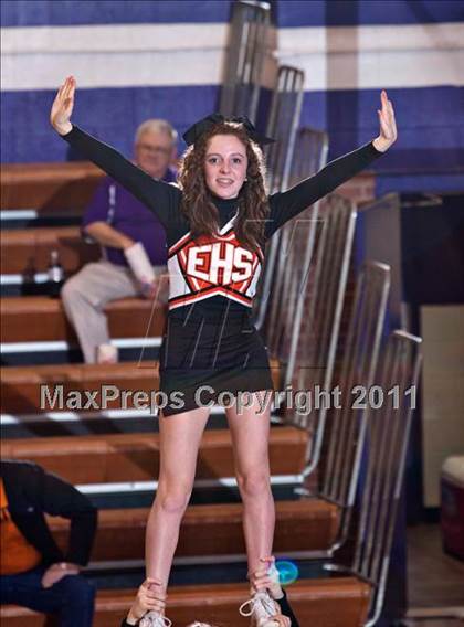 Thumbnail 1 in Seymour vs. Morristown-Hamblen East photogallery.