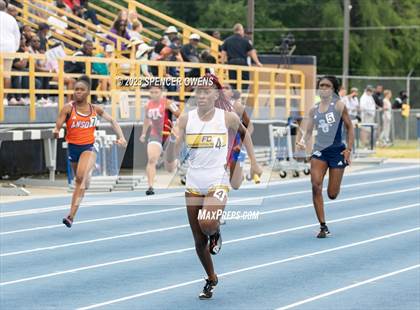 Thumbnail 1 in NCHSAA 2A & 4A Finals photogallery.