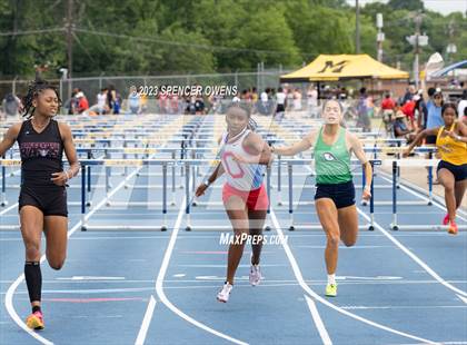 Thumbnail 3 in NCHSAA 2A & 4A Finals photogallery.