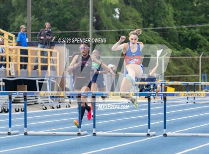 Thumbnail 3 in NCHSAA 2A & 4A Finals photogallery.
