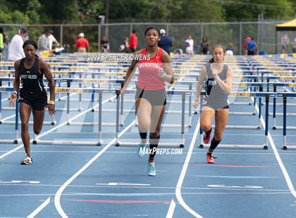 Thumbnail 2 in NCHSAA 2A & 4A Finals photogallery.