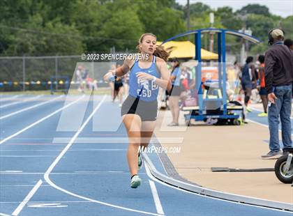 Thumbnail 3 in NCHSAA 2A & 4A Finals photogallery.