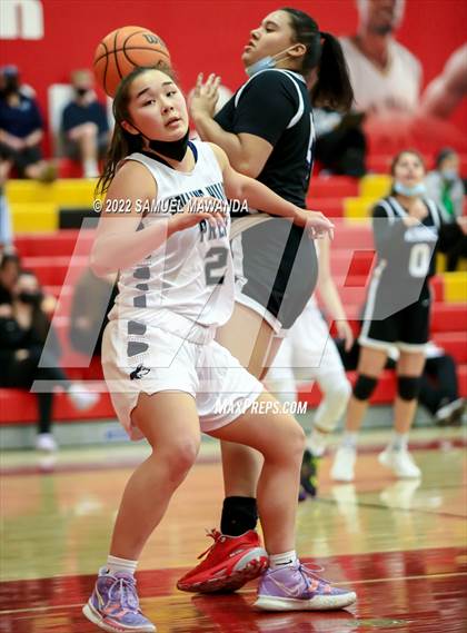 Thumbnail 2 in Palisades vs Rolling Hills Prep (The Covid Showcase) photogallery.