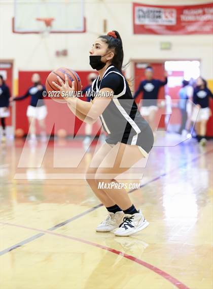Thumbnail 3 in Palisades vs Rolling Hills Prep (The Covid Showcase) photogallery.