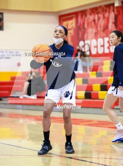 Thumbnail 1 in Palisades vs Rolling Hills Prep (The Covid Showcase) photogallery.
