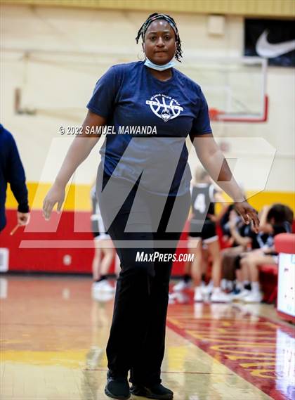 Thumbnail 3 in Palisades vs Rolling Hills Prep (The Covid Showcase) photogallery.