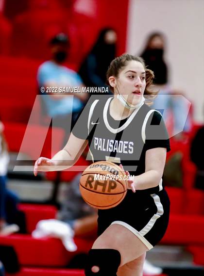Thumbnail 1 in Palisades vs Rolling Hills Prep (The Covid Showcase) photogallery.
