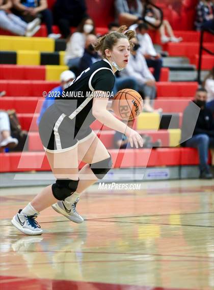 Thumbnail 3 in Palisades vs Rolling Hills Prep (The Covid Showcase) photogallery.