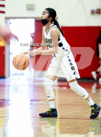 Thumbnail 1 in Palisades vs Rolling Hills Prep (The Covid Showcase) photogallery.