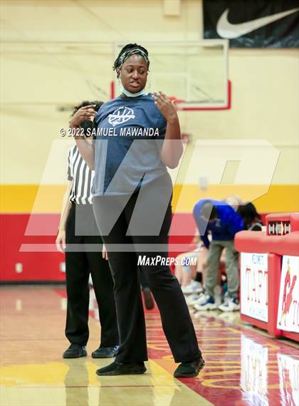 Thumbnail 2 in Palisades vs Rolling Hills Prep (The Covid Showcase) photogallery.