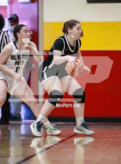 Thumbnail 2 in Palisades vs Rolling Hills Prep (The Covid Showcase) photogallery.