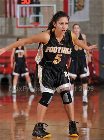 Thumbnail 1 in Wilson vs. Foothill (Nike Extravaganza) photogallery.