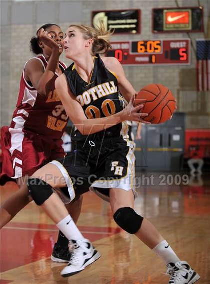 Thumbnail 3 in Wilson vs. Foothill (Nike Extravaganza) photogallery.