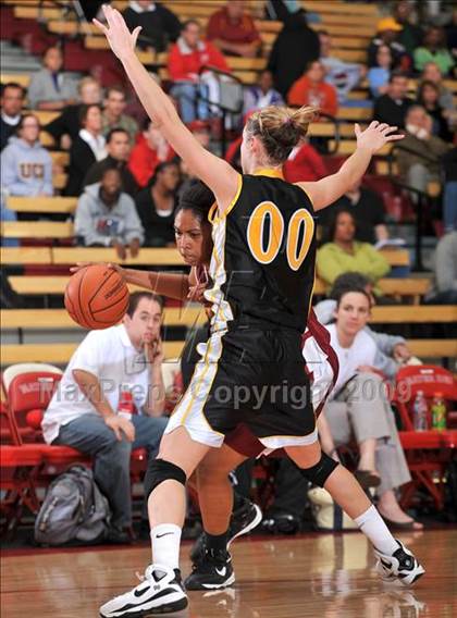 Thumbnail 1 in Wilson vs. Foothill (Nike Extravaganza) photogallery.