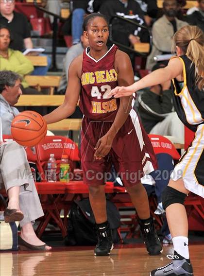 Thumbnail 2 in Wilson vs. Foothill (Nike Extravaganza) photogallery.