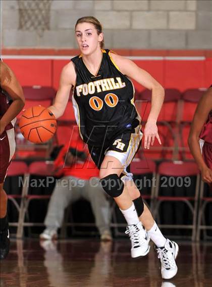 Thumbnail 3 in Wilson vs. Foothill (Nike Extravaganza) photogallery.