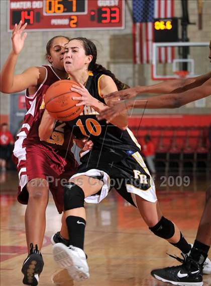 Thumbnail 3 in Wilson vs. Foothill (Nike Extravaganza) photogallery.