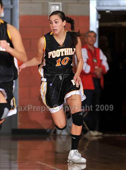 Thumbnail 3 in Wilson vs. Foothill (Nike Extravaganza) photogallery.