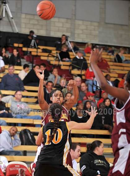 Thumbnail 1 in Wilson vs. Foothill (Nike Extravaganza) photogallery.