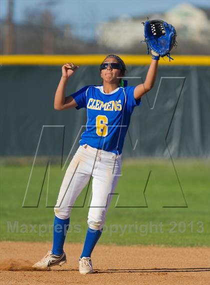 Thumbnail 1 in Clemens vs Wagner (NISD Softball Tournament) photogallery.