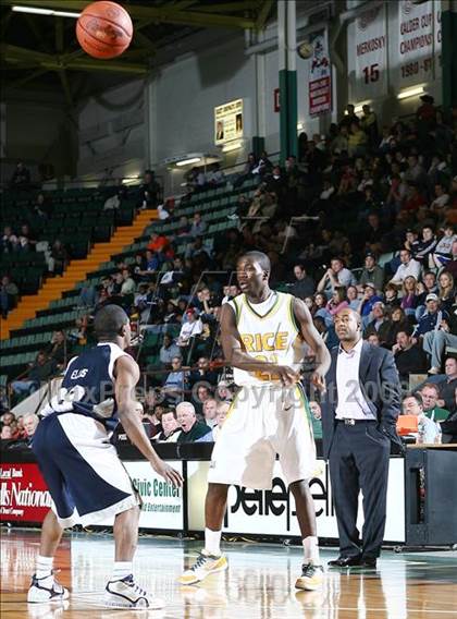 Thumbnail 3 in Rice vs. Lincoln (NYS Federation AA Semifinal) photogallery.