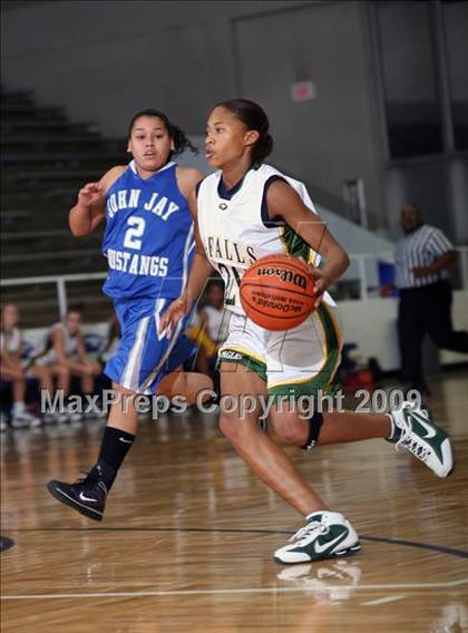 Thumbnail 1 in Jay vs Cypress Falls (McDonalds Texas Invitational) photogallery.