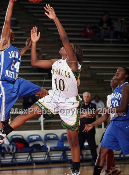 Thumbnail 2 in Jay vs Cypress Falls (McDonalds Texas Invitational) photogallery.