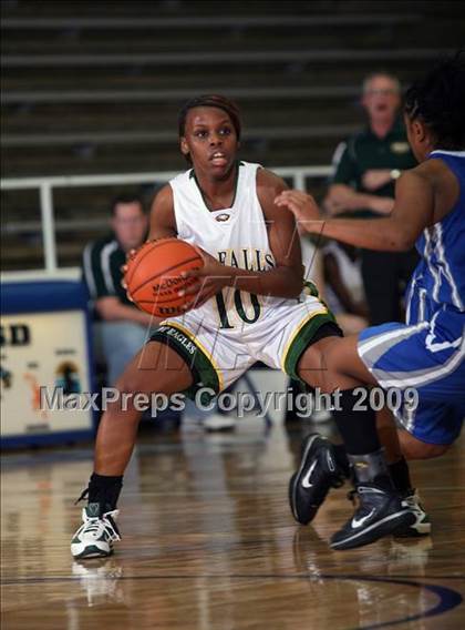 Thumbnail 3 in Jay vs Cypress Falls (McDonalds Texas Invitational) photogallery.
