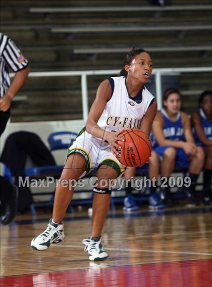 Thumbnail 3 in Jay vs Cypress Falls (McDonalds Texas Invitational) photogallery.