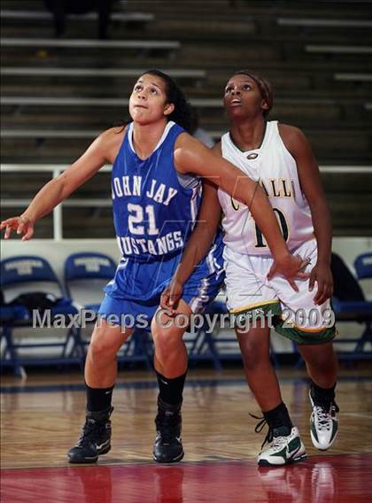 Thumbnail 2 in Jay vs Cypress Falls (McDonalds Texas Invitational) photogallery.