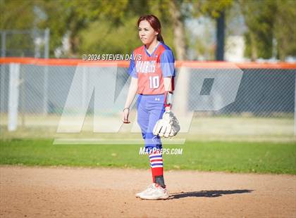 Thumbnail 3 in Glendale @ Holbrook photogallery.