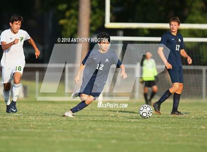 Thumbnail 2 in Pinecrest vs Southern Lee (Battle for the Bell) photogallery.