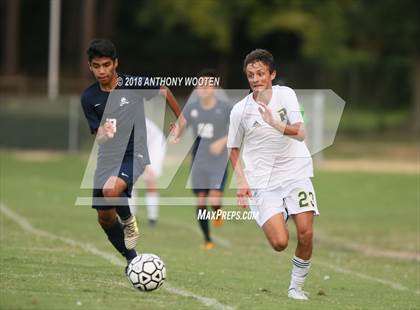 Thumbnail 3 in Pinecrest vs Southern Lee (Battle for the Bell) photogallery.