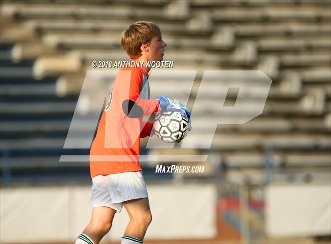 null - Photo 01