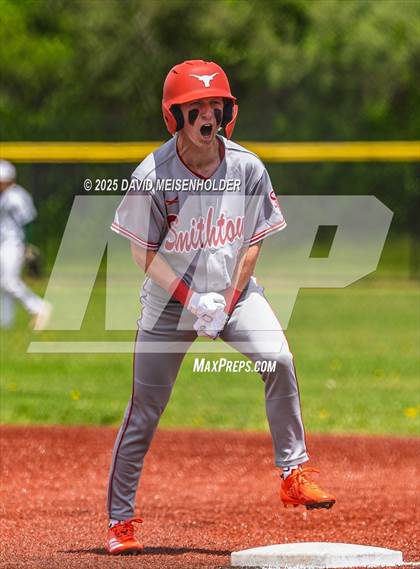 Thumbnail 1 in Smithtown East vs Longwood (Suffolk county Class AAA Semifinal) photogallery.