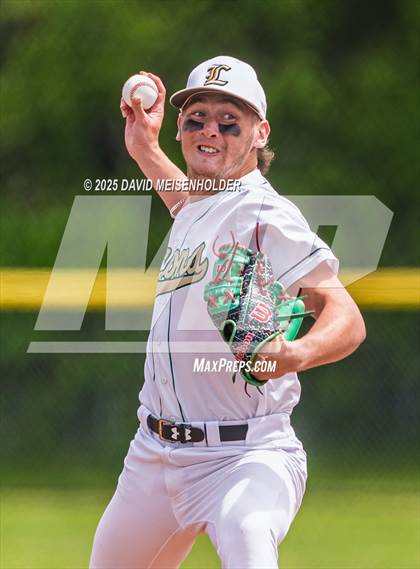 Thumbnail 2 in Smithtown East vs Longwood (Suffolk county Class AAA Semifinal) photogallery.