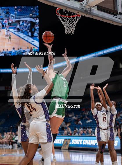 Thumbnail 1 in Cuero vs. Lincoln (UIL 4A Basketball Division II Final) photogallery.