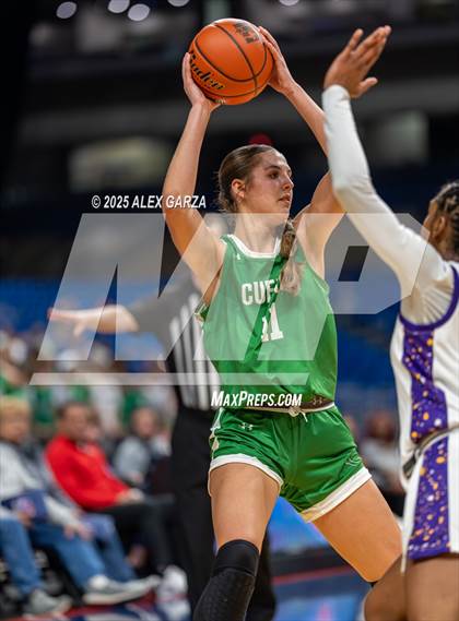 Thumbnail 2 in Cuero vs. Lincoln (UIL 4A Basketball Division II Final) photogallery.