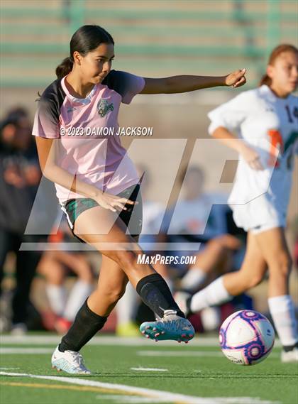 Thumbnail 2 in Mojave vs Virgin Valley (NIAA 3A Southern Region Playoffs) photogallery.