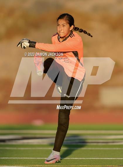 Thumbnail 3 in Mojave vs Virgin Valley (NIAA 3A Southern Region Playoffs) photogallery.