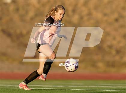 Thumbnail 1 in Mojave vs Virgin Valley (NIAA 3A Southern Region Playoffs) photogallery.