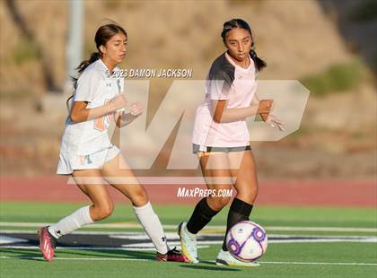 Thumbnail 3 in Mojave vs Virgin Valley (NIAA 3A Southern Region Playoffs) photogallery.
