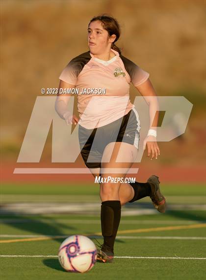 Thumbnail 3 in Mojave vs Virgin Valley (NIAA 3A Southern Region Playoffs) photogallery.