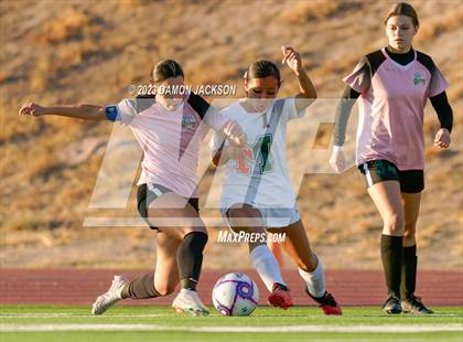 Thumbnail 3 in Mojave vs Virgin Valley (NIAA 3A Southern Region Playoffs) photogallery.