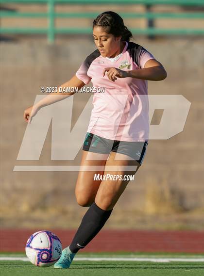 Thumbnail 3 in Mojave vs Virgin Valley (NIAA 3A Southern Region Playoffs) photogallery.