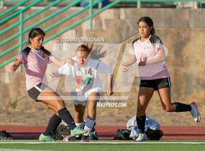 Thumbnail 1 in Mojave vs Virgin Valley (NIAA 3A Southern Region Playoffs) photogallery.