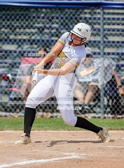 Thumbnail 1 in Davenport North vs Southeast Polk (Jefferson Varsity Classic) photogallery.
