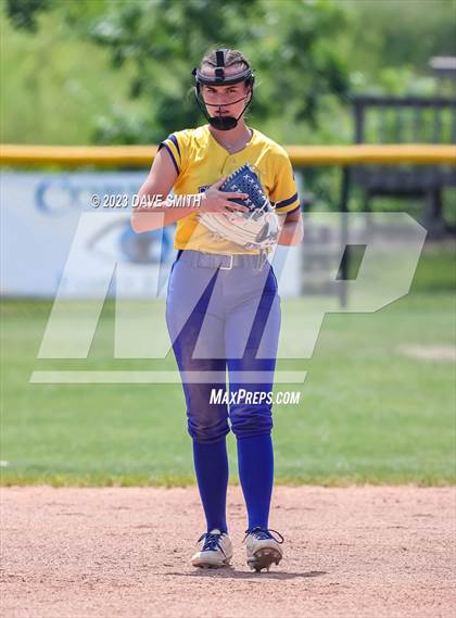 Thumbnail 1 in Davenport North vs Southeast Polk (Jefferson Varsity Classic) photogallery.