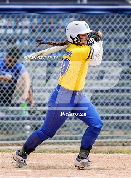 Thumbnail 1 in Davenport North vs Southeast Polk (Jefferson Varsity Classic) photogallery.